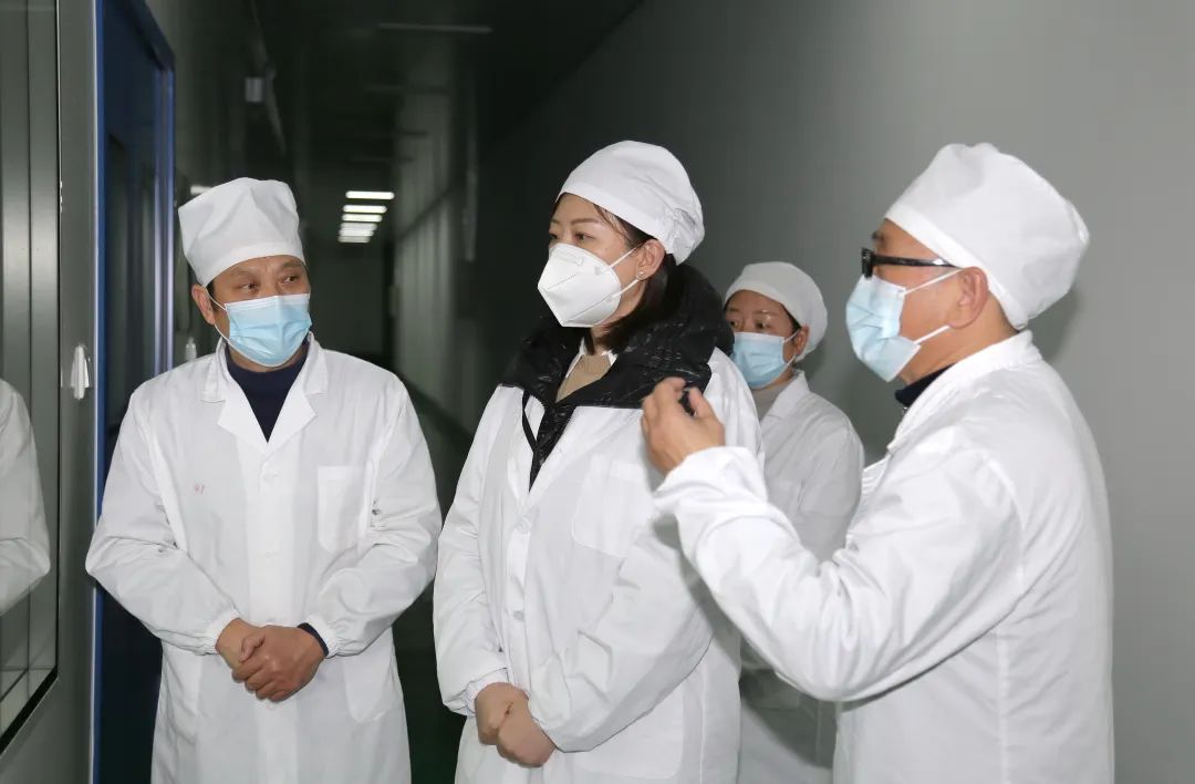 东信医药集团董事长田南希深入一线调研指导防疫保供工作
